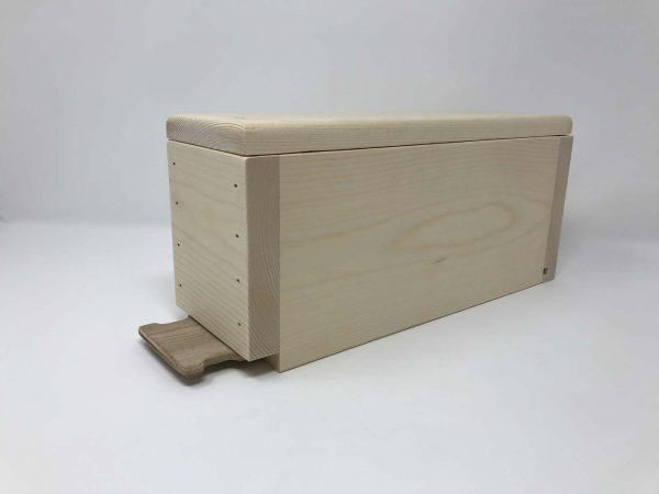 Wood Soap Mold with a Removable Bottom for Easy Slab Removal and a Lid to Keep Heat in