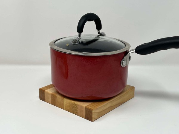 Natural wood hot pad for pots pans bowls